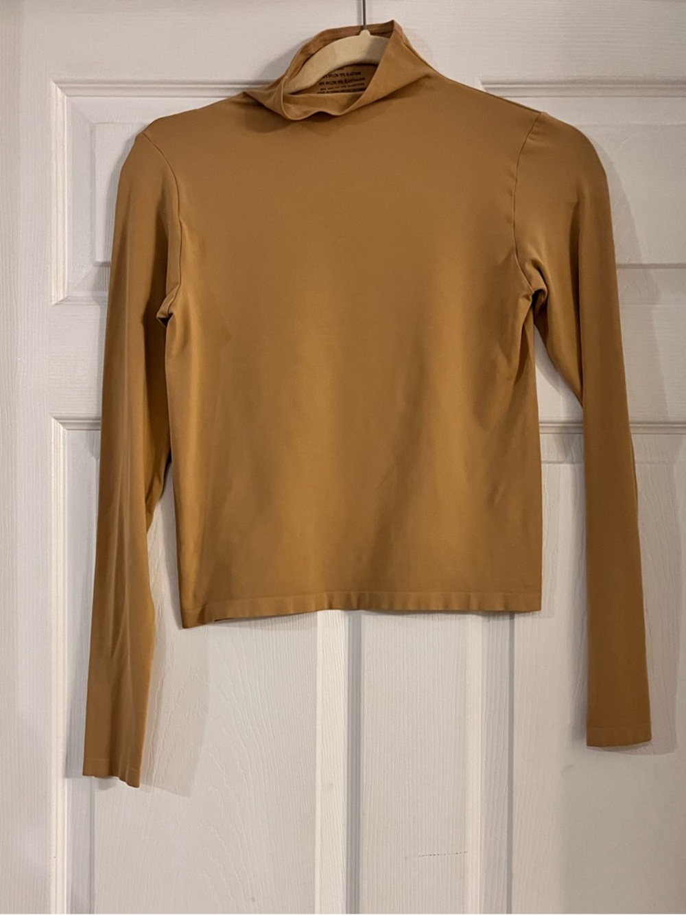 Skims smoothing mock neck long sleeve‎ cropped style top brown tan Large
